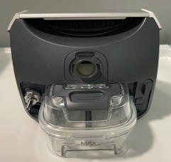 Back of the Vivo machine showing the humidifier chamber connected.