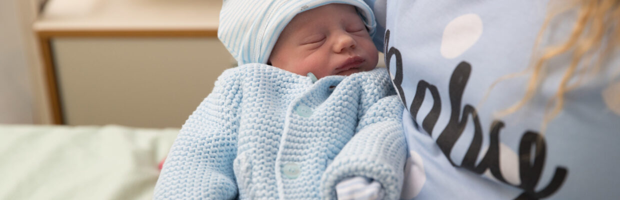 Mum and newborn baby.