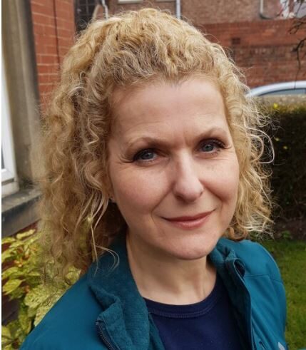 Miss Margaret Dayan is a Consultant Ophthalmologist specialising in neuro-ophthalmology, adult ocular motility and Botulinum Toxin Treatment.